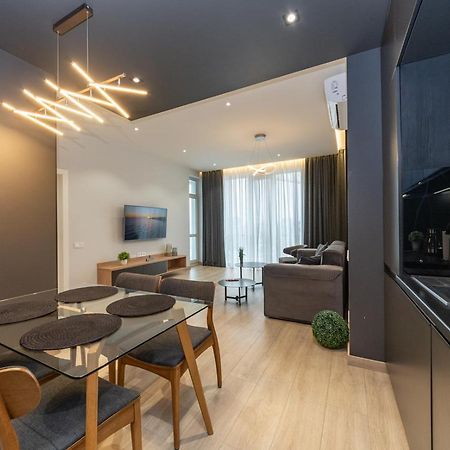 Royal Tower Residence Big Vip Apartment In Center Floor 27 Kiev Extérieur photo