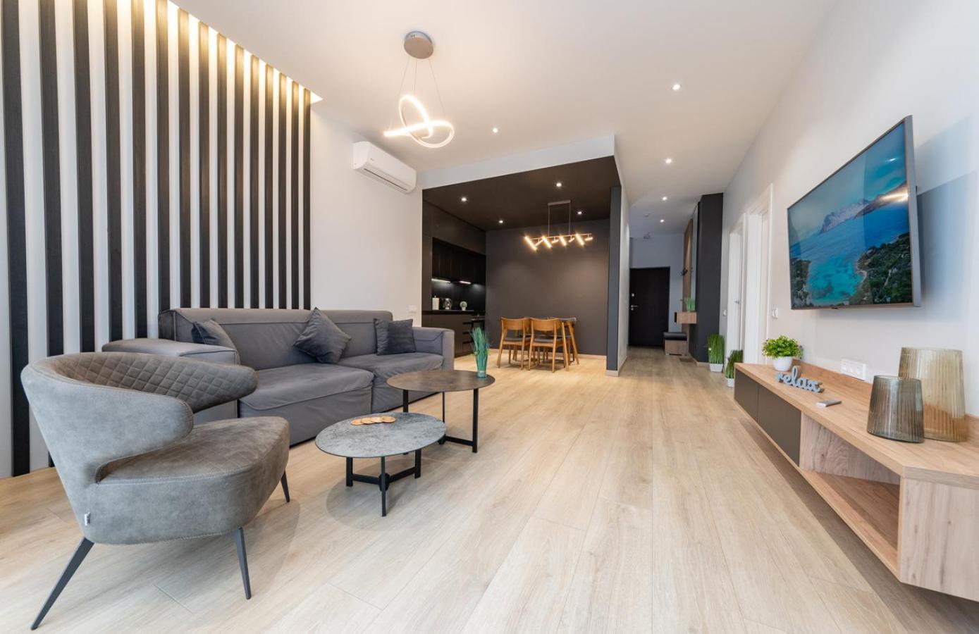Royal Tower Residence Big Vip Apartment In Center Floor 27 Kiev Extérieur photo