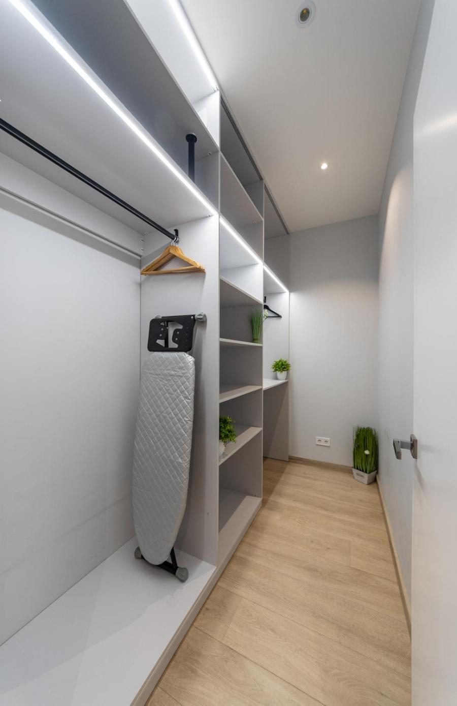 Royal Tower Residence Big Vip Apartment In Center Floor 27 Kiev Extérieur photo