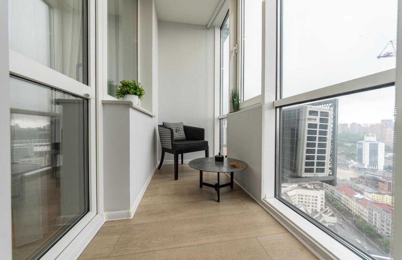 Royal Tower Residence Big Vip Apartment In Center Floor 27 Kiev Extérieur photo
