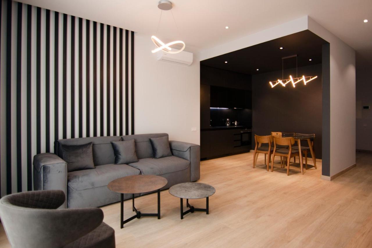 Royal Tower Residence Big Vip Apartment In Center Floor 27 Kiev Extérieur photo