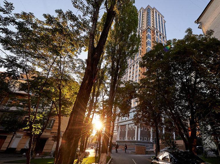 Royal Tower Residence Big Vip Apartment In Center Floor 27 Kiev Extérieur photo