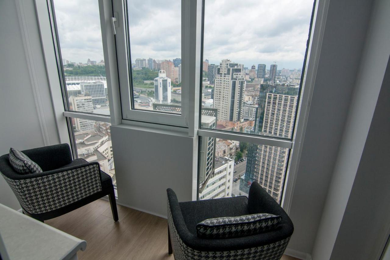 Royal Tower Residence Big Vip Apartment In Center Floor 27 Kiev Extérieur photo